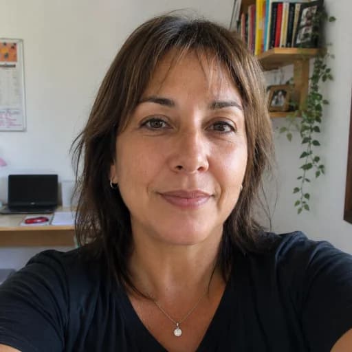 Gabriela S.